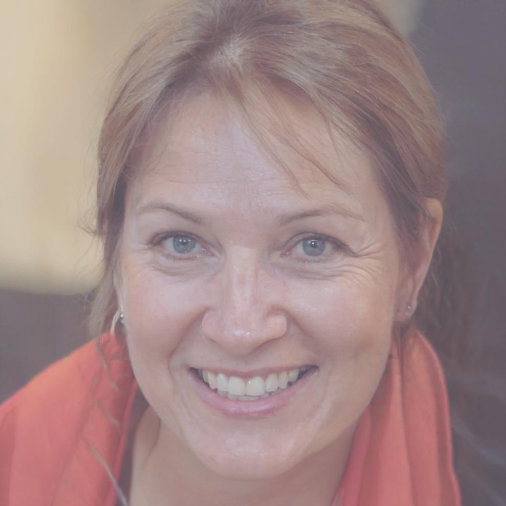 Dr. Sarah Weber - Expertin für Unternehmensfinanzierung